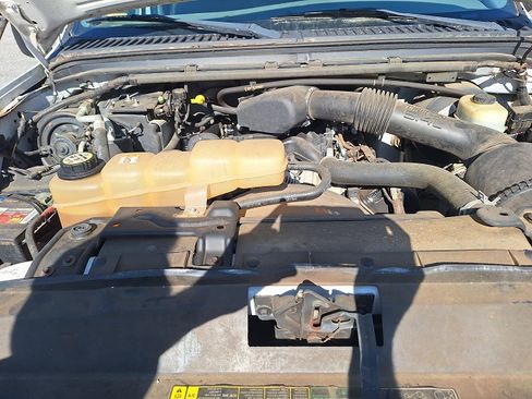 Used 2004 Ford F350 XL image 12