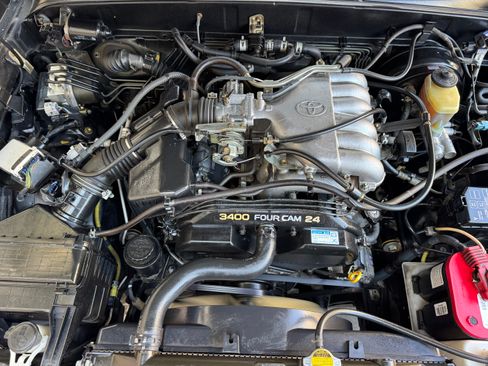 Used 2000 Toyota 4Runner Sport image 33
