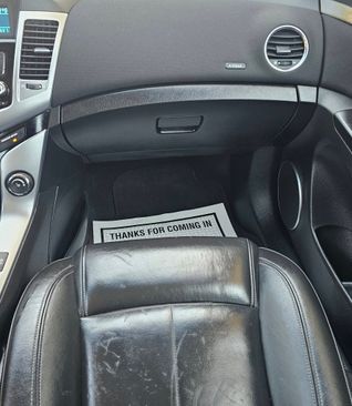 Used 2011 Chevrolet Cruze LTZ image 26