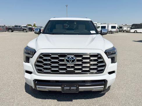 Used 2024 Toyota Sequoia Capstone image 9