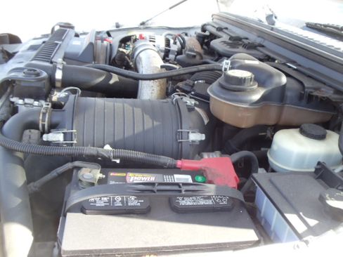 Used 2004 Ford F350 XL image 25