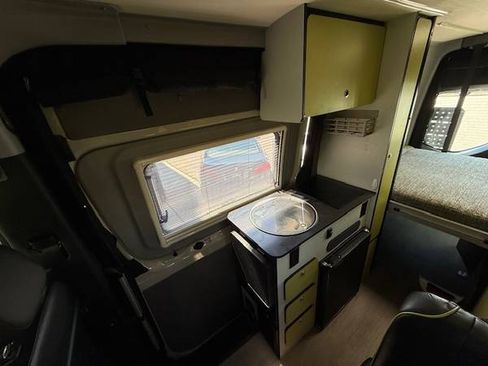 Used 2019 Mercedes-Benz Sprinter 2500 image 17