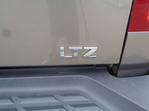 Used 2007 Chevrolet Silverado 2500 LTZ image 15