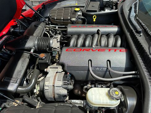 Used 1998 Chevrolet Corvette image 15