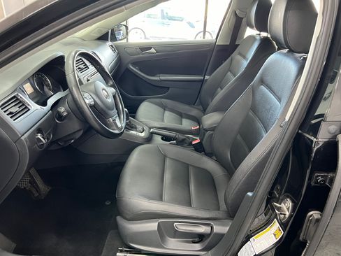 Used 2012 Volkswagen Jetta 2.5 SE image 10