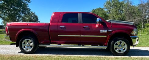 Used 2015 RAM 2500 Laramie Longhorn image 2