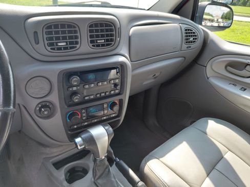 Used 2008 Chevrolet TrailBlazer LT image 18