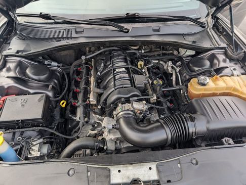 Used 2018 Dodge Charger image 14