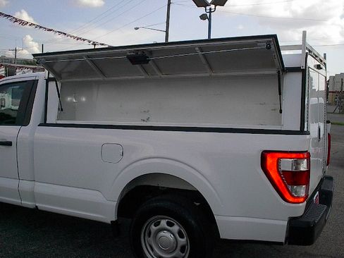 Used 2021 Ford F150 XL image 9