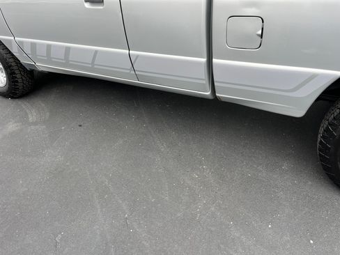Used 2011 Ford Ranger XLT image 15
