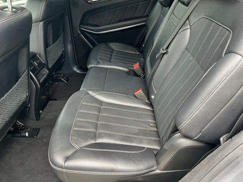 Used 2014 Mercedes-Benz GL 450 image 13