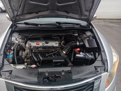 Used 2010 Honda Accord EX-L image 4