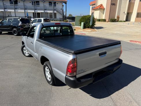Used 2014 Toyota Tacoma image 7