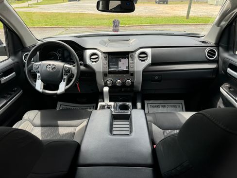 Used 2018 Toyota Tundra SR5 image 18
