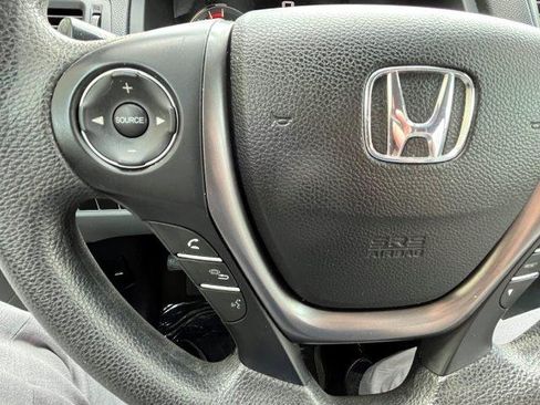 Used 2016 Honda Pilot EX image 19