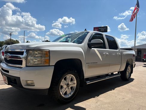 Used 2009 Chevrolet Silverado 1500 LTZ Z71 image 1