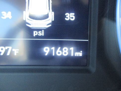 Used 2021 Hyundai Kona SE image 8