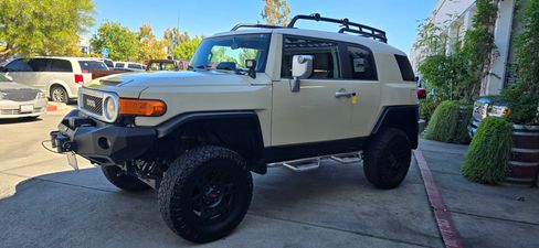 Used 2008 Toyota FJ Cruiser image 17