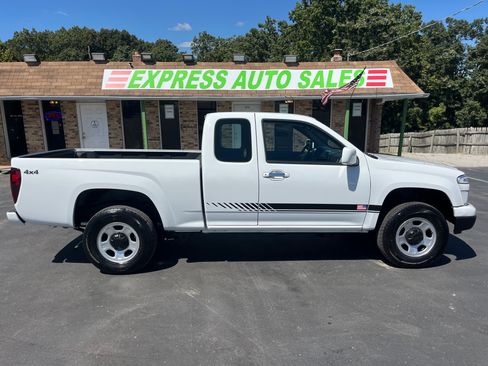 Used 2010 Chevrolet Colorado W/T image 14