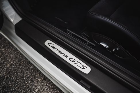 Used 2017 Porsche 911 Carrera GTS image 12
