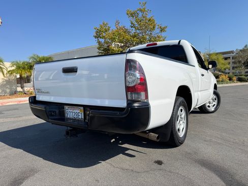 Used 2011 Toyota Tacoma image 12