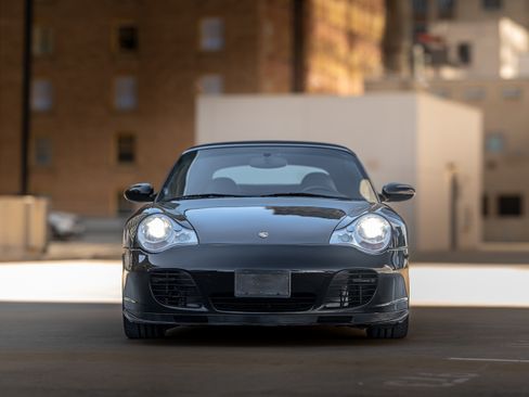 Used 2004 Porsche 911 Turbo image 27