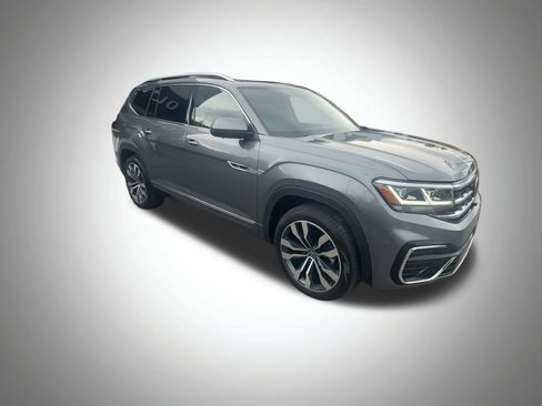 Used 2023 Volkswagen Atlas SEL Premium image 2