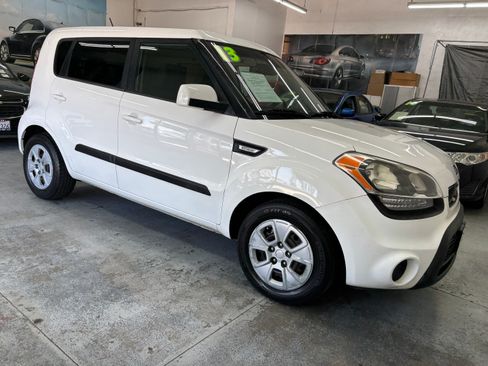 Used 2013 Kia Soul image 1