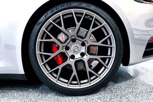 Used 2021 Porsche 911 Targa 4S image 38