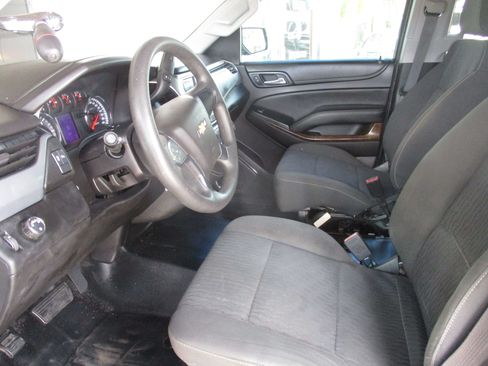 Used 2017 Chevrolet Tahoe image 4