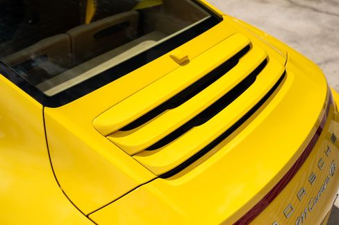 Used 2014 Porsche 911 Carrera 4S image 22
