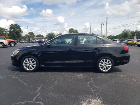 Used 2012 Volkswagen Jetta SE image 3