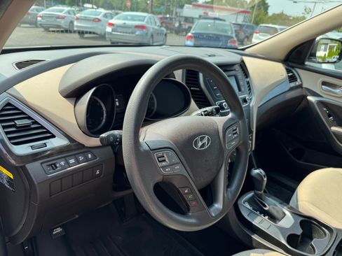 Used 2018 Hyundai Santa Fe Sport image 8