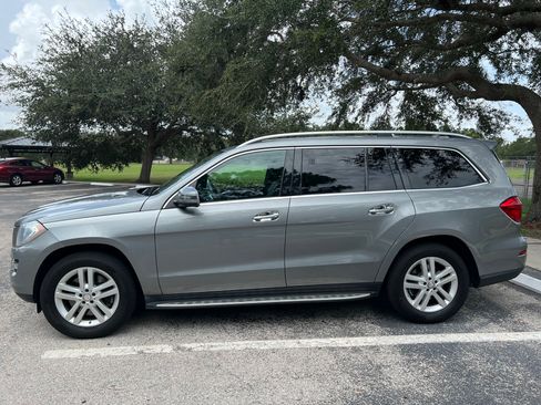 Used 2014 Mercedes-Benz GL 450 image 3