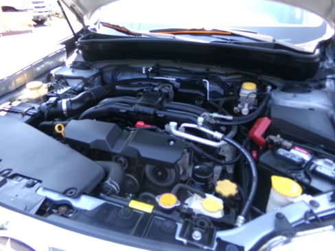 Used 2011 Subaru Forester 2.5X Premium image 16