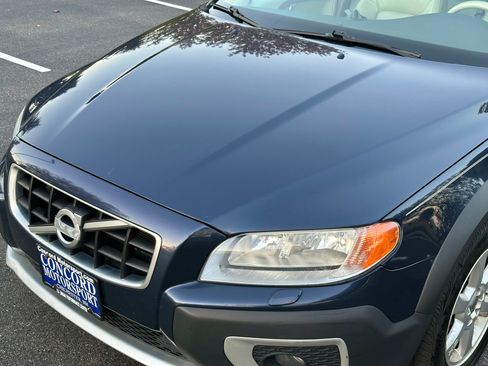 Used 2010 Volvo XC70 3.2 image 23