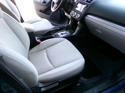 Used 2017 Subaru Forester 2.5i image 13