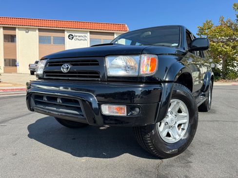 Used 2000 Toyota 4Runner Sport image 6