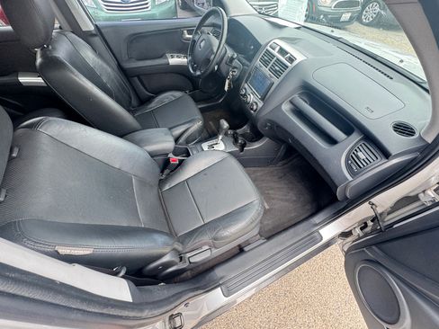 Used 2005 Kia Sportage LX image 16
