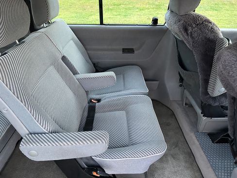 Used 1999 Volkswagen Eurovan GLS image 45