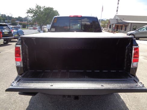 Used 2012 Nissan Titan SV image 17