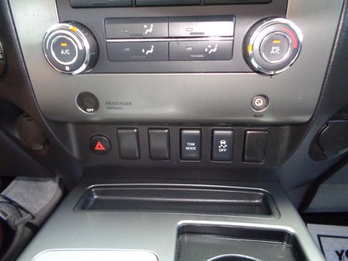 Used 2012 Nissan Titan SV image 56