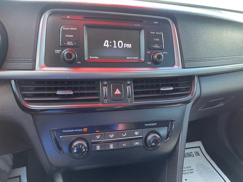 Used 2016 Kia Optima LX image 7