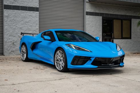 Used 2021 Chevrolet Corvette 2LT image 2