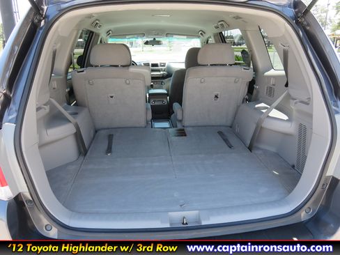 Used 2012 Toyota Highlander LE image 14