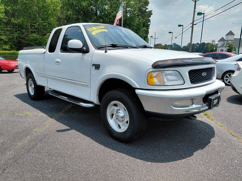 Used 1998 Ford F150 XLT image 5