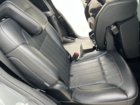 Used 2014 Mercedes-Benz GL 450 image 17