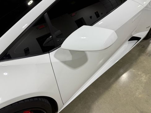 Used 2015 Lamborghini Huracan LP 610-4 image 39