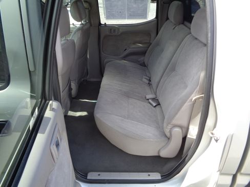 Used 2004 Toyota Tacoma TRD Off-Road image 32