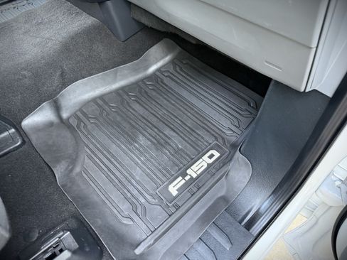 Used 2023 Ford F150 XL image 26